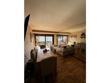 PLAZA MITRE - DEPARTAMENTO DE 3 AMBIENTES A LA CALLE