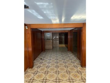 PLAZA MITRE - DEPARTAMENTO DE 3 AMBIENTES A LA CALLE