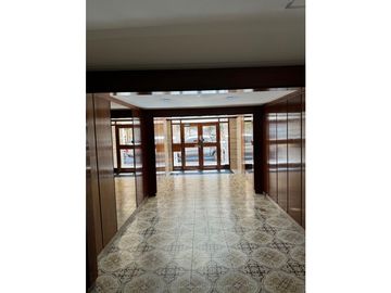 PLAZA MITRE - DEPARTAMENTO DE 3 AMBIENTES A LA CALLE