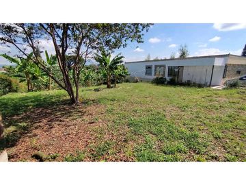 VENTA DE LOTES CAMPESTRES EN LA VIA MORELIA, ALCALA, SECTOR LA SELVA.