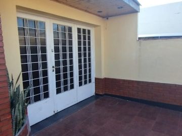 Casa en venta en Moron Sur