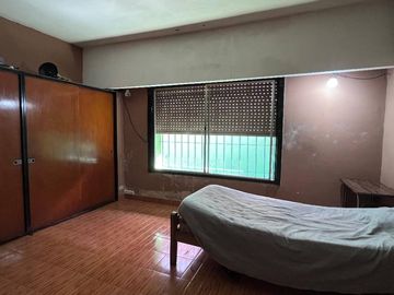 Departamento Tipo Casa en venta en Lanus Este