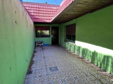 Departamento Tipo Casa en venta en Lanus Este