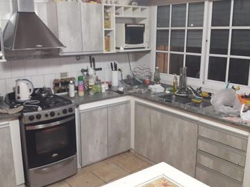 Casa en venta en Ezpeleta Oeste