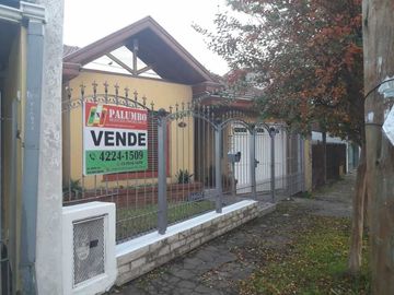 Casa en venta en Ezpeleta Oeste