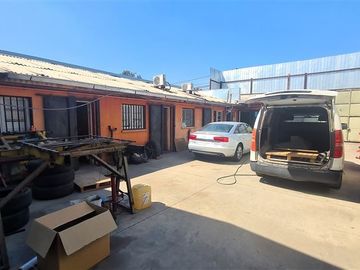 Industrial en Venta en Jorge Hirmas
