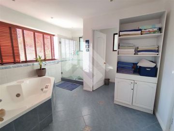 Casa en Venta en Camino Lonquen