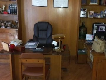 Oficina en Venta en Arlegui 440
