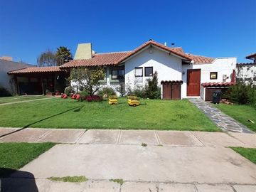 Casa en Venta en Mantagua 12.010