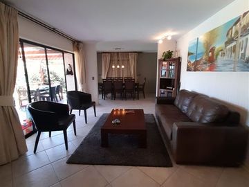 Casa en Venta en Mantagua 12.010