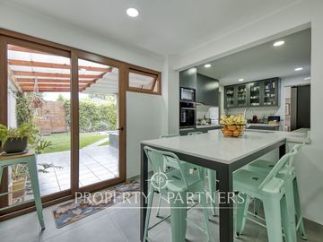 Venta de preciosa casa en condominio, Peñalolen