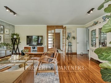 Venta de preciosa casa en condominio, Peñalolen