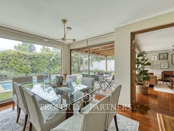 Venta de preciosa casa en condominio, Peñalolen
