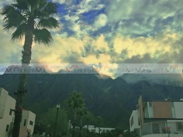 Cima del Bosque (arriba de CumbresElite)