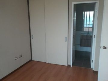 Se vende departamento en Los Pinos Condominio Alto Manquehue, Quilpue Ves.-