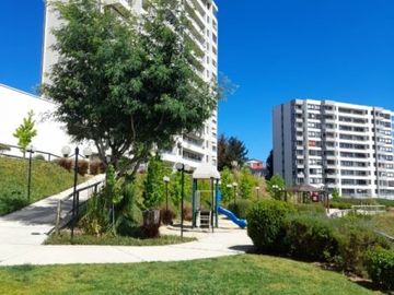 Se vende departamento en Los Pinos Condominio Alto Manquehue, Quilpue Ves.-