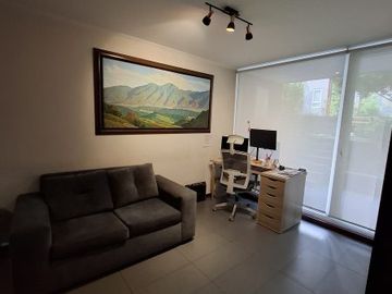Departamento con estac. y bodega en Malaquías Concha - Barrio Italia,