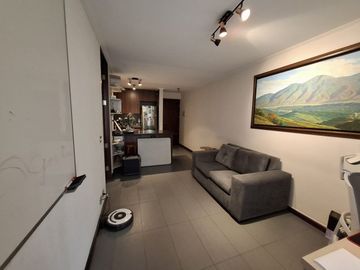Departamento con estac. y bodega en Malaquías Concha - Barrio Italia,