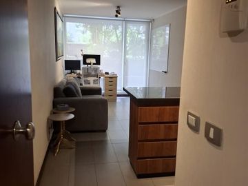 Departamento con estac. y bodega en Malaquías Concha - Barrio Italia,