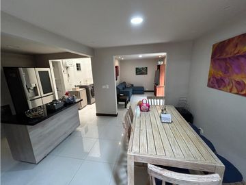 CASA EN ENVIGADO SECTOR ALCAL MILN