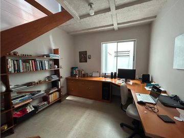 CASA EN ENVIGADO SECTOR ALCAL MILN