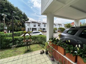 CASA EN ENVIGADO SECTOR ALCAL MILN