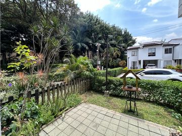 CASA EN ENVIGADO SECTOR ALCAL MILN