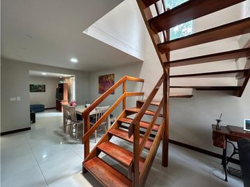 CASA EN ENVIGADO SECTOR ALCAL MILN