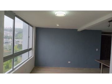 SE VENDE ESPECTACULAR APARTAMENTO EN LOS CMBULOS