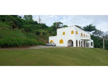 Venta de Casa Finca En Suroeste