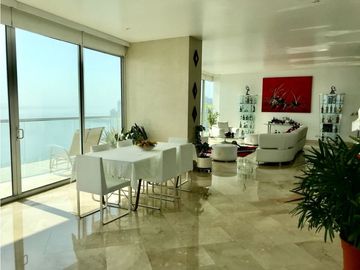 A LA VENTA EN CARTAGENA LUJOSO APARTAMENTO FRENTE AL MAR