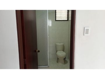 SE VENDE CASA VIA AL CLUB CAMPESTRE
