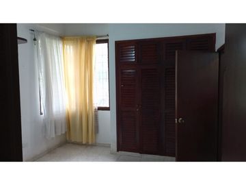 SE VENDE CASA VIA AL CLUB CAMPESTRE