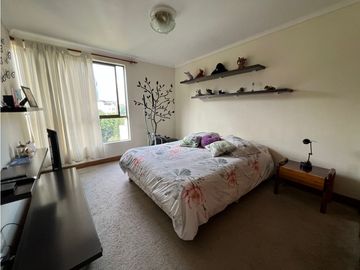 AMPLIO APARTAMENTO POBLADO AGUACATALA
