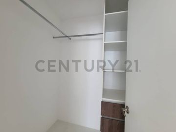Venta Casa Moderna de Estreno en Urb. La Costa Samborondón