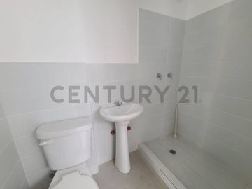 Venta Casa Moderna de Estreno en Urb. La Costa Samborondón