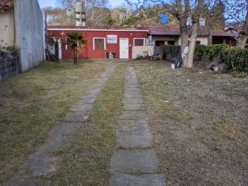 Venta Terreno y 2 departamentos, Mar de Ajo.