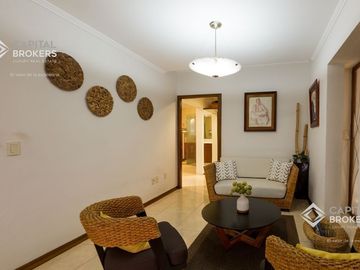 Casa en venta de Lujo El Palomar con vista panorámica y amplio jardín