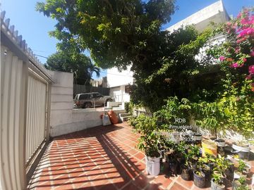 EL TABOR VENTA CASA Y 3 APTOS BARRANQUILLA COLOMBIA
