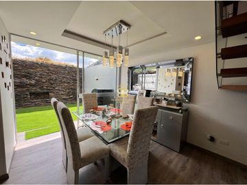 SE VENDE ESPECTACULAR CASA EN CHIA VEREDA LA BALSA