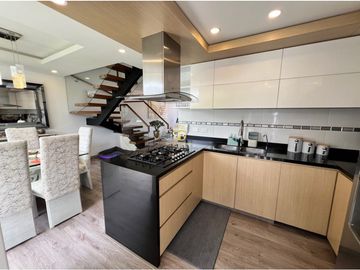 SE VENDE ESPECTACULAR CASA EN CHIA VEREDA LA BALSA