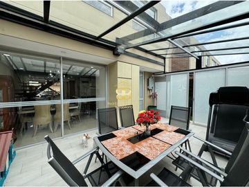 SE VENDE ESPECTACULAR CASA EN CHIA VEREDA LA BALSA