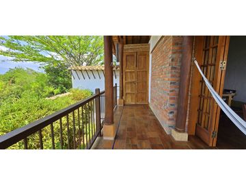 Vendo Casa Colonial Moderna Barichara