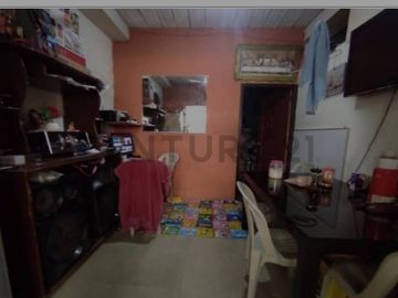 Venta Casa Rentera de Oportunidad, Sector Mall del Sur, Sur de Guayaquil VivB