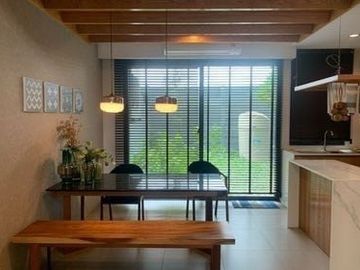 3 Bedroom Townhouse for sale at Loft Lane Lasalle