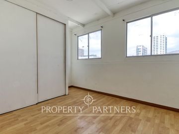 Venta de Casa para uso comercial a pasos de Avenida Brasil