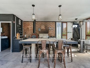 La Reserva. Casa moderna con impresionante vista al valle