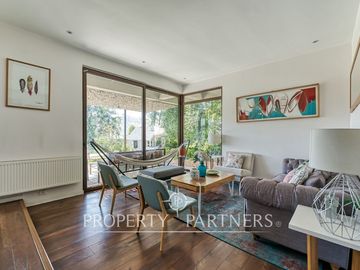 La Reserva. Casa moderna con impresionante vista al valle