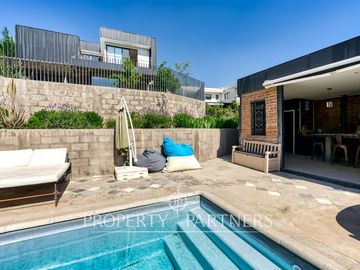 La Reserva. Casa moderna con impresionante vista al valle