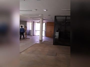 Edificio Corporativo en Venta - Oficinas - Av. Hipólito Irigoyen al 400